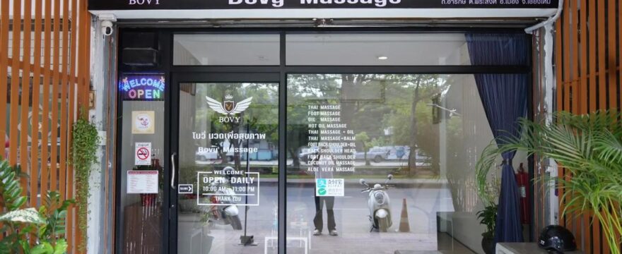 Conversation between receptionist and customer at massage shop